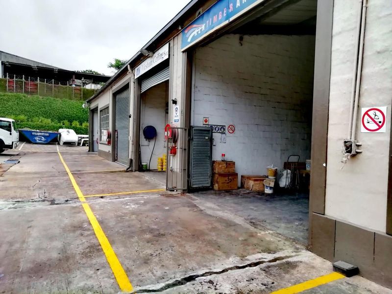 Commercial Mini Factory For Sale  - 386 sqm New Germany