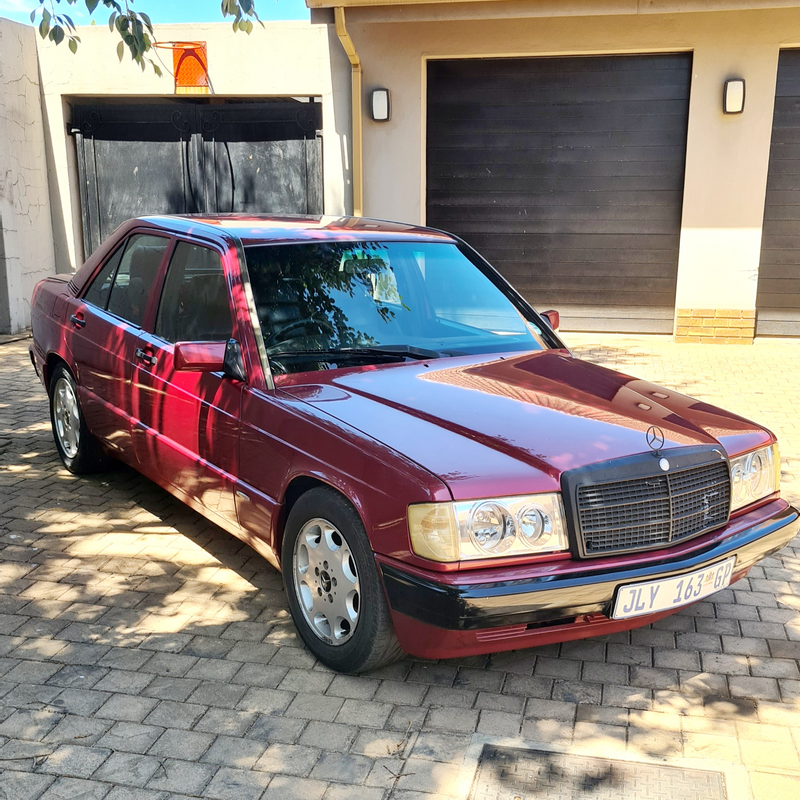 1994 Mercedes-Benz 190-Series Sedan