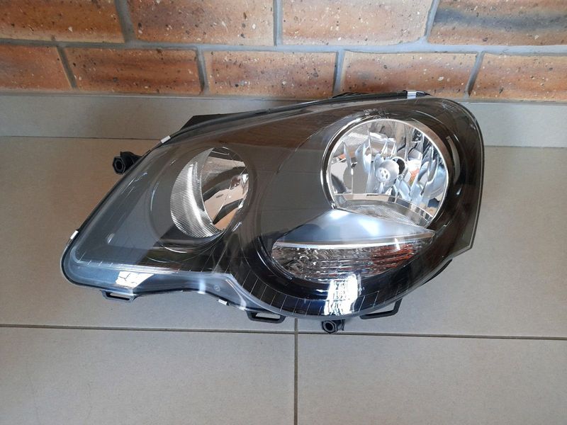 VW POLO VIVO 10/14 BRAND NEW HEADLIGHTS FORSALE PRICE R1100 EACH