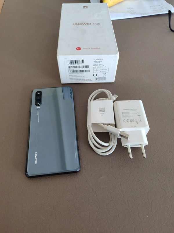 Huawei P30. Spotless. With accessories. R6500