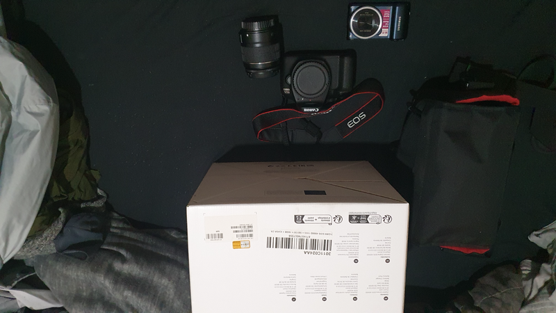Canon EOS 4000D camera bundle