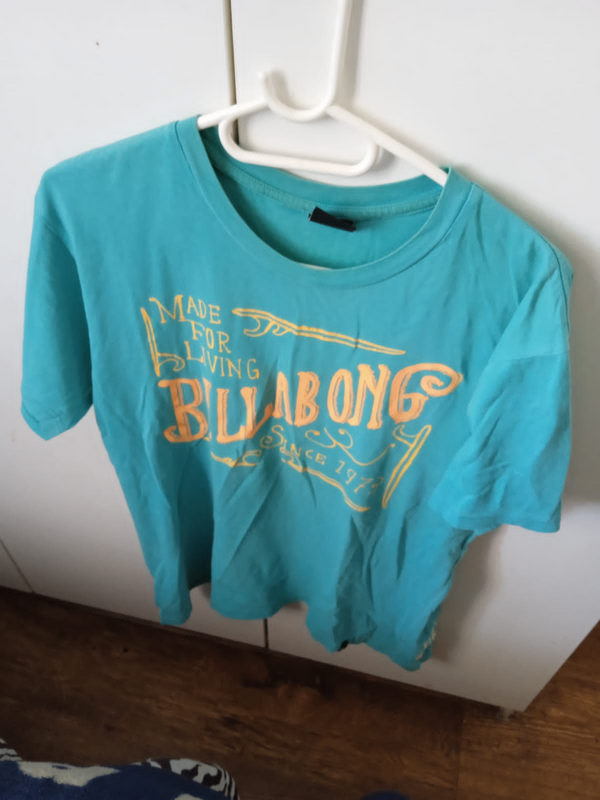 billabong t-shirt