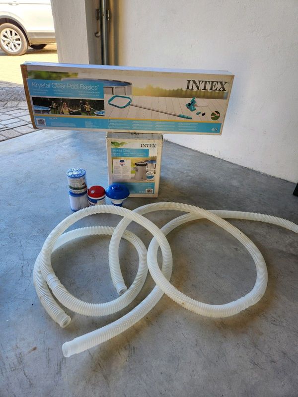 Intex pool pump and accessories