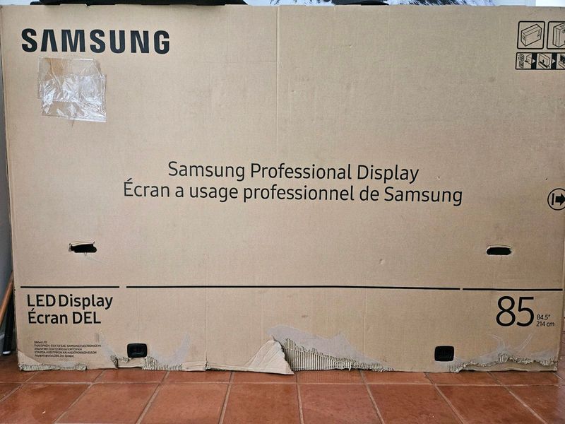 Samsung 85 Inch Outdoor Screen