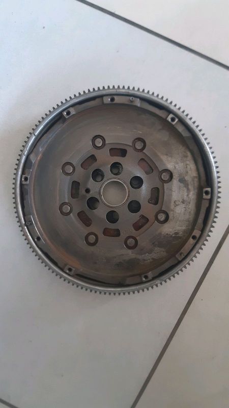 Vw audi 1.6tdi 2.0 tdi dual mass flywheel for sale