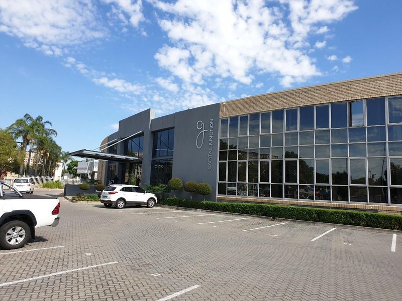 CAPITAL JUNCTION - 470 SQM OFFICE SUITE TO RENT IN THE PRIME COMMERCIAL HUB OF HATFIELD