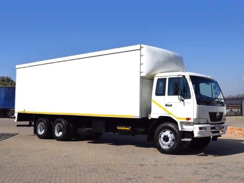 2012 Nissan UD90 Volume Body Truck