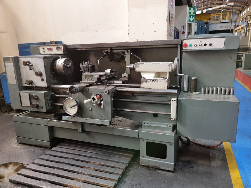 TOS Universal Lathe SUI 50A/1000