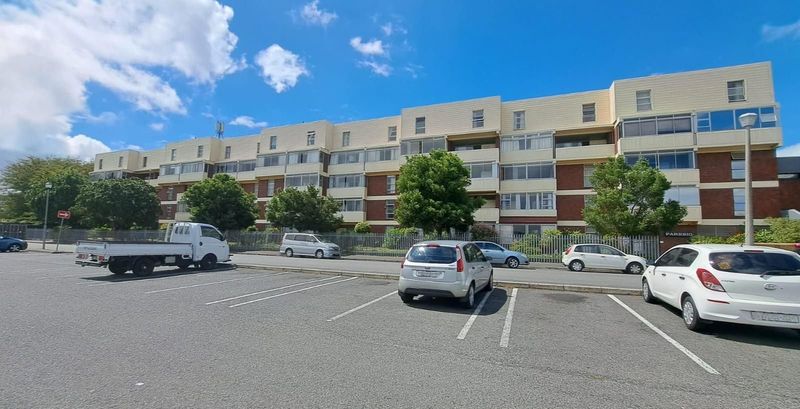 2 Bedroom Apartment For Sale in Oakdale