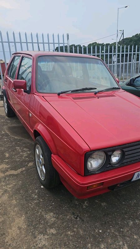 2x golf 1 for sale R105k