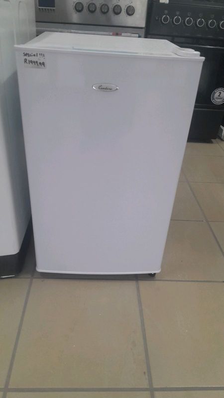 Mini bar refrigerator Condere