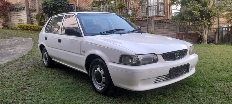 2002 toyota tazz 130