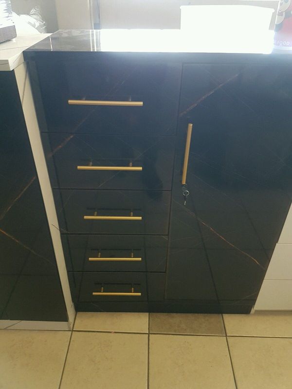 Modern and spacious chest of drawers available