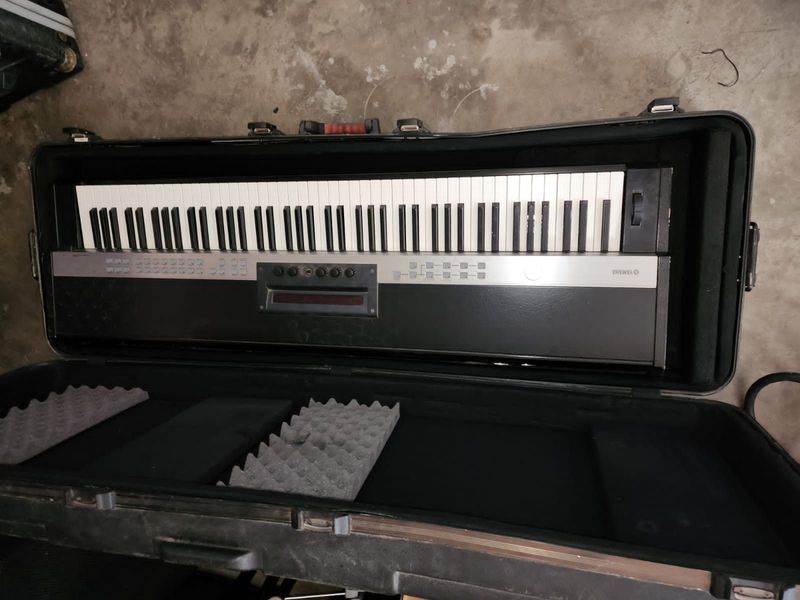 Yamaha CP1 stage Piano