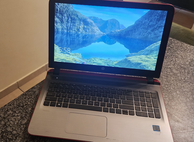 HP Laptop i3 4G RAM 1TB HDD with charger