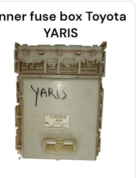 Inner fuse box Toyota YARIS