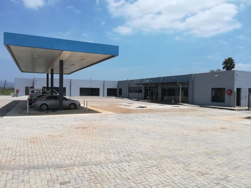 146m² Commercial To Let in Roodekopjes Agricultural Holding at R68.50 per m²