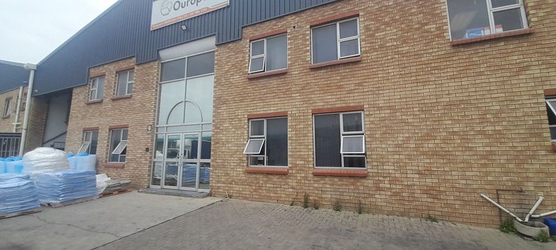 SYDENHAM WAREHOUSE WITH OFFICE SPACE FOR RENT