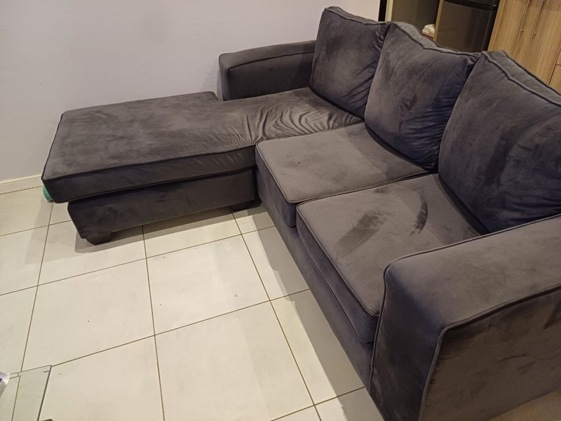 Couch for sale - Roodepoort