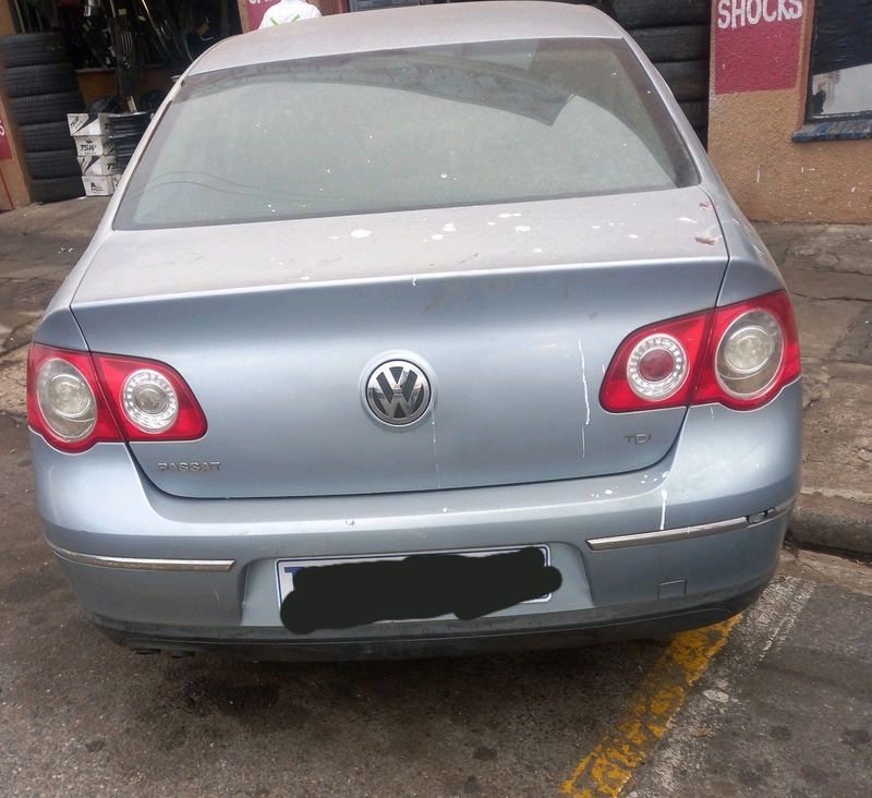 VW PASSAT 1.9 Stripping For Parts