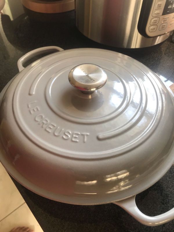 Le Creuset Signature Shallow Cast Iron Casserole - 30cm