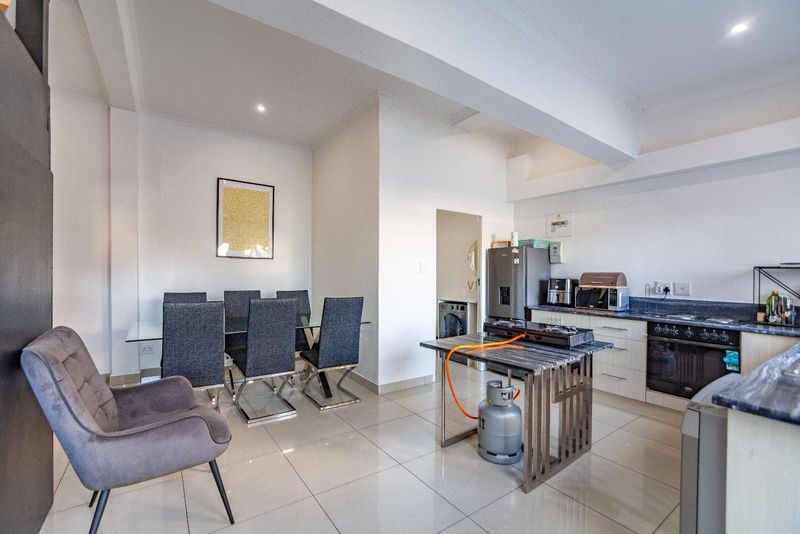 Luxury 2 Bedroom Apartment in Heathfield for Families and Investor alike.