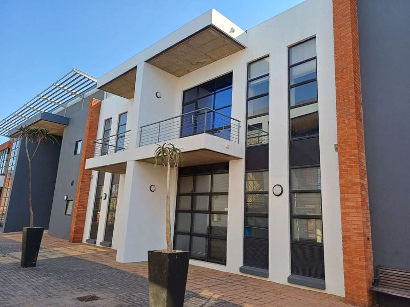 184 Sqm first floor office to let in Highveld Centurion