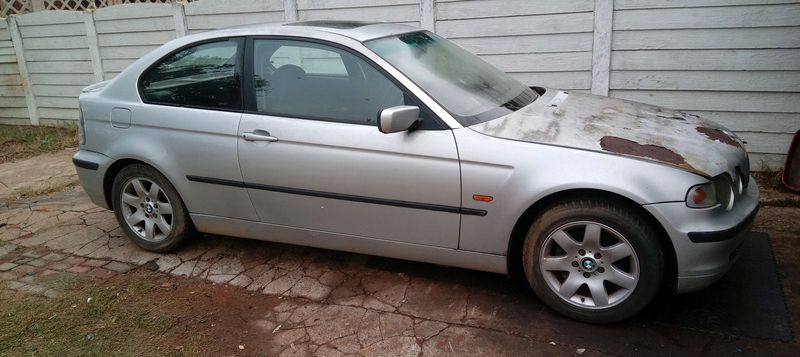 BMW 318TI STRIPPING FOR SPARES