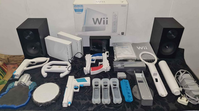 Nintendo Wii Accessories and Games