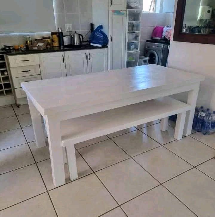 8 seater dinning table and chairs available
