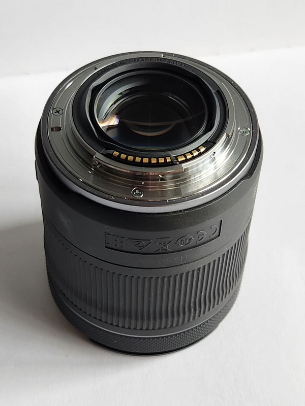 Canon RF24-105mm F4 IS STM