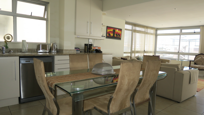 Furnished Two Bedroom Apartment in Sea Point with Sea Views