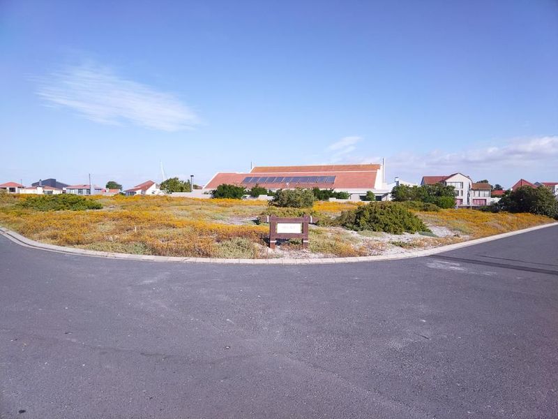 Large plot in a secure estate Admiral Island on the West Coast of South Africa