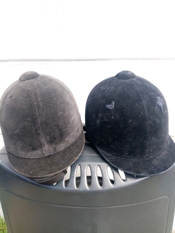 Wembley horse Racing caps size 56 and 57