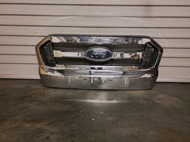 Ford Ranger double cab OEM grill