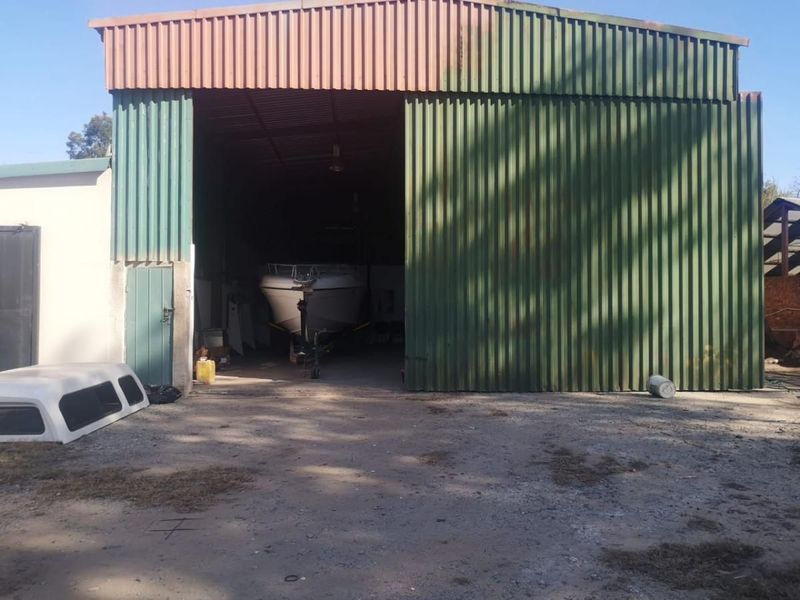 Storage warehouse available on Vlei Rd. 200sqm