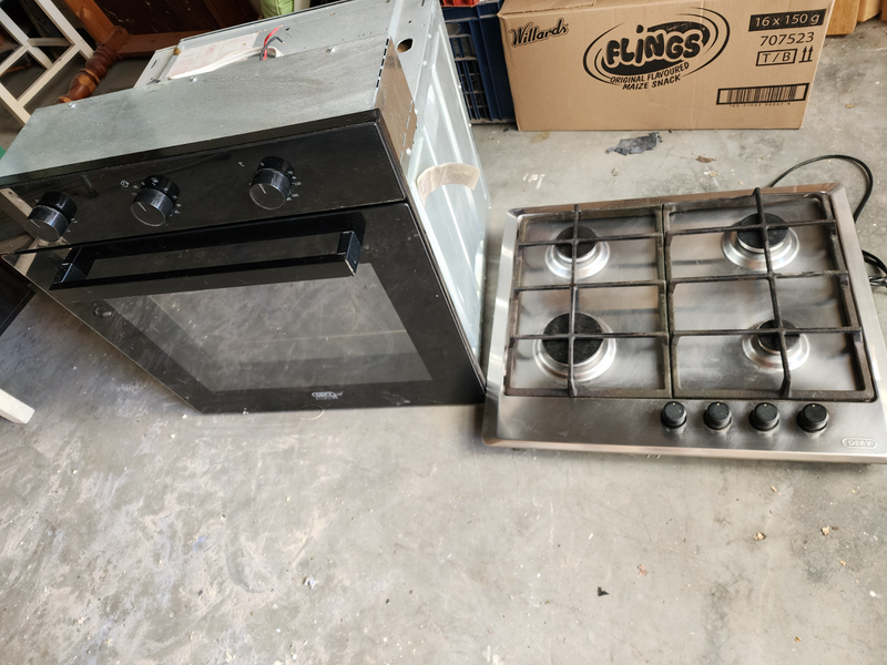 Defy Gas Top and Electric Oven