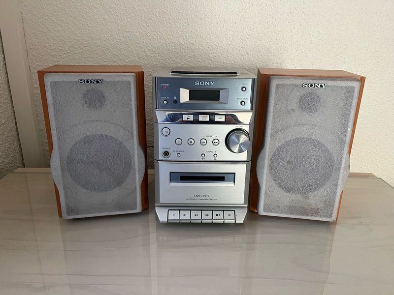 Sony CD &amp; Tape Player