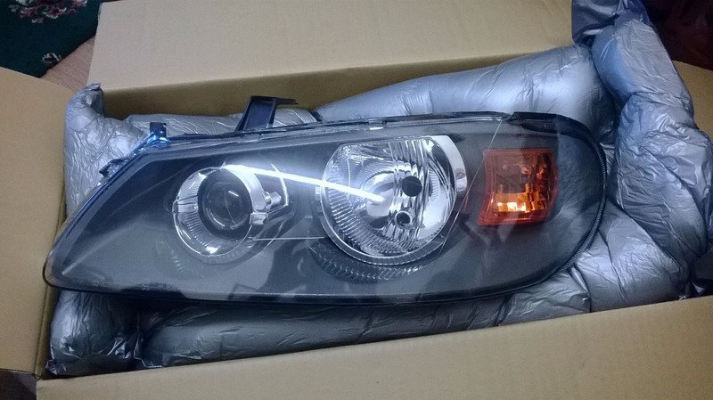 NISSAN ALMERA FACELIFT 03/07  BRAND NEW HEADLIGHTS FOR SALE PRICE-R1450 EACH