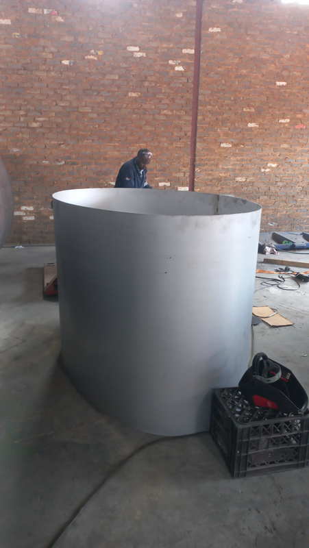 Gas,Chemical, Fuel and Water tank manufacturers