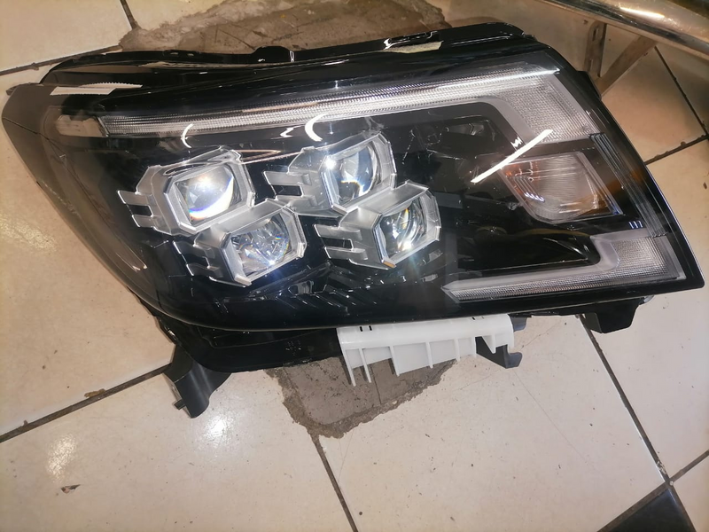 Nissan Navara Light