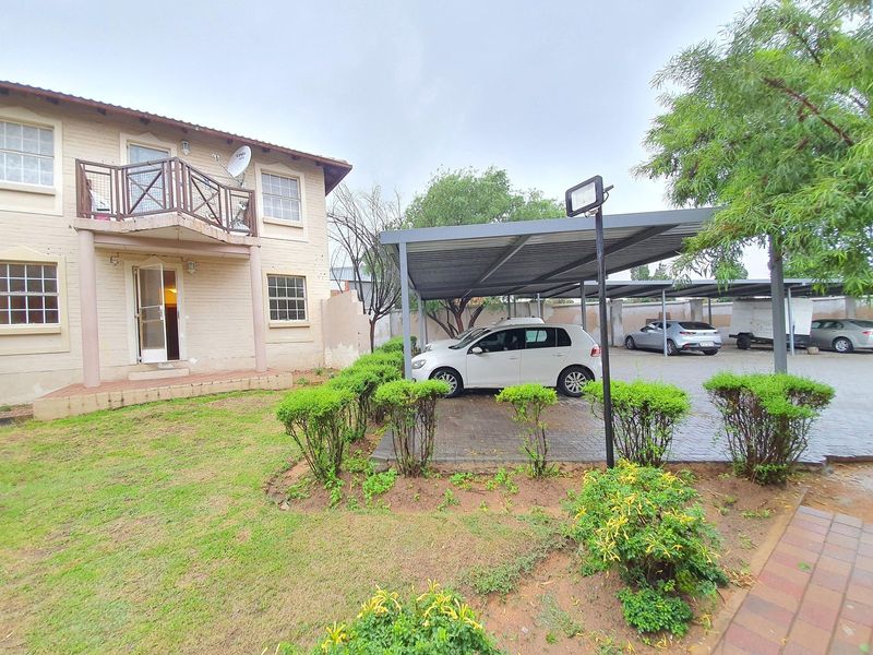 2 Bedroom Townhouse in Moffatview