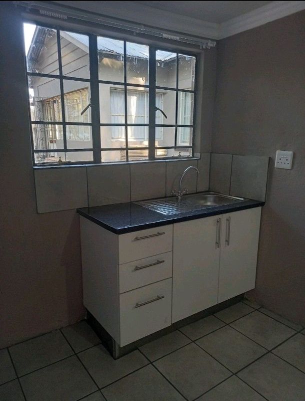 Rooms to rent in Villieria, Gezina Pretoria end April 2024