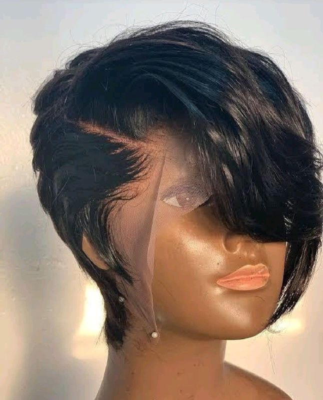 Ear to ear lace Frontal 13x4 peruvian Hair Wig Black Pixie cut. grade12A