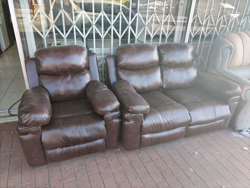 New 2&#43;1 recliner couch