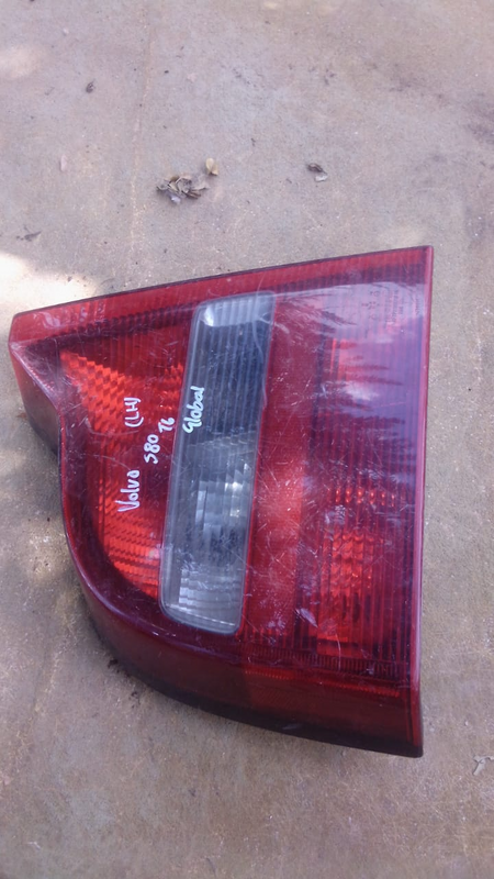 2006 Volvo S80 Left Taillight For Sale.