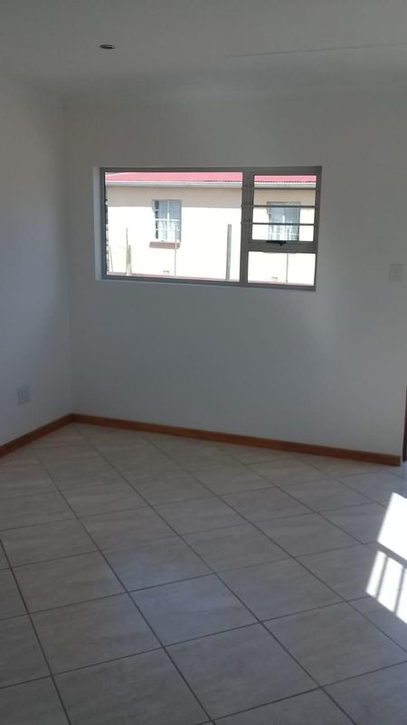 3 Bedroom House For Sale in Albertinia