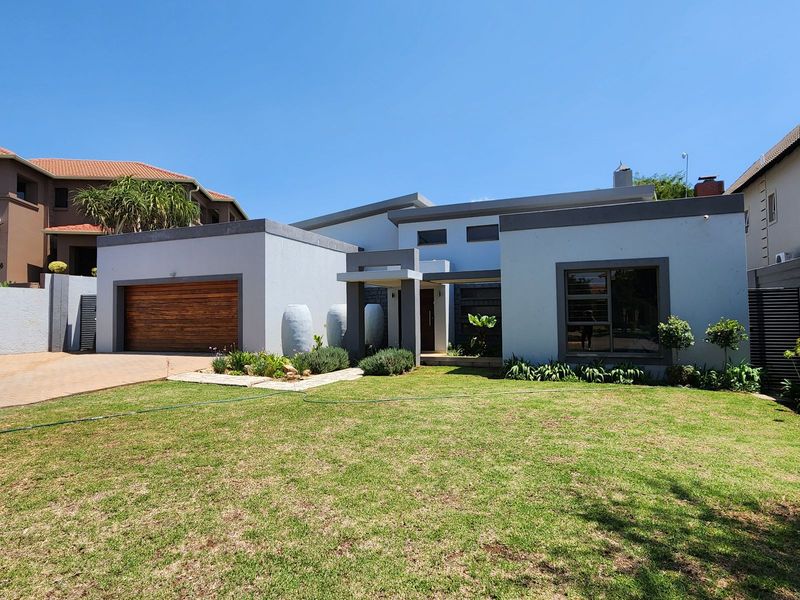 4 Bedroom Stunner For Sale In Willow Acres Estate