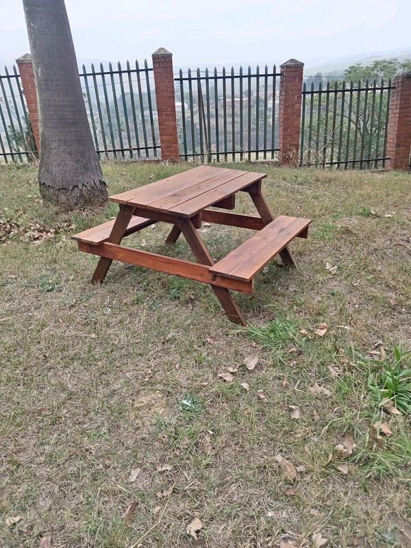 Garden Table/Benches