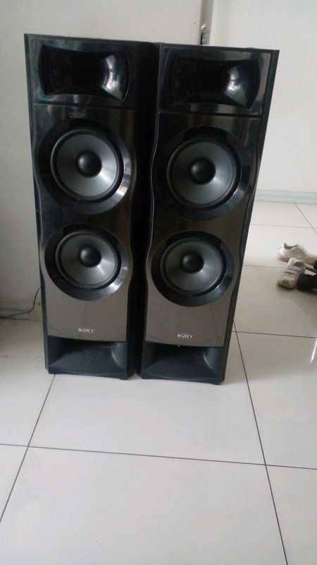 Sony mgongo speakers